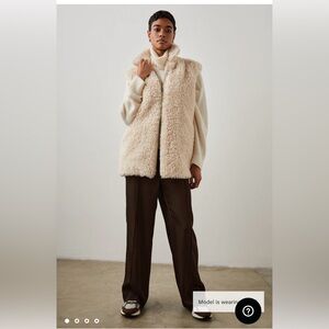 Rails Fluffy Orion Vest in Ivory